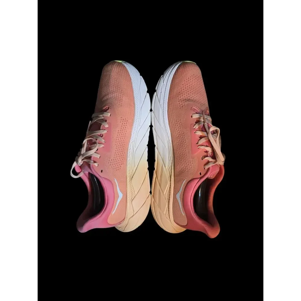 Hoka One Women's Arahi 7 Running Shoes Papaya/cream, Size 10.5